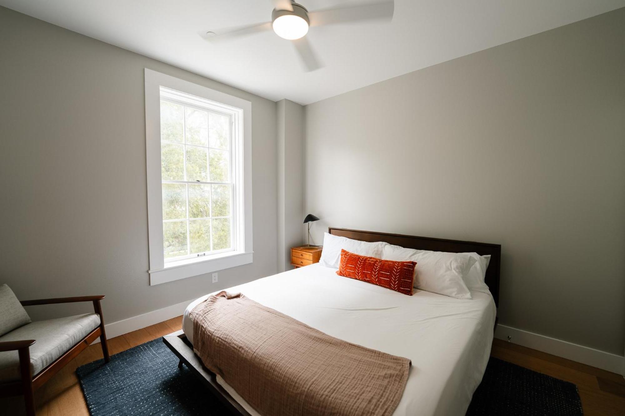 Western 1924 Luxury Lofts Martindale 外观 照片