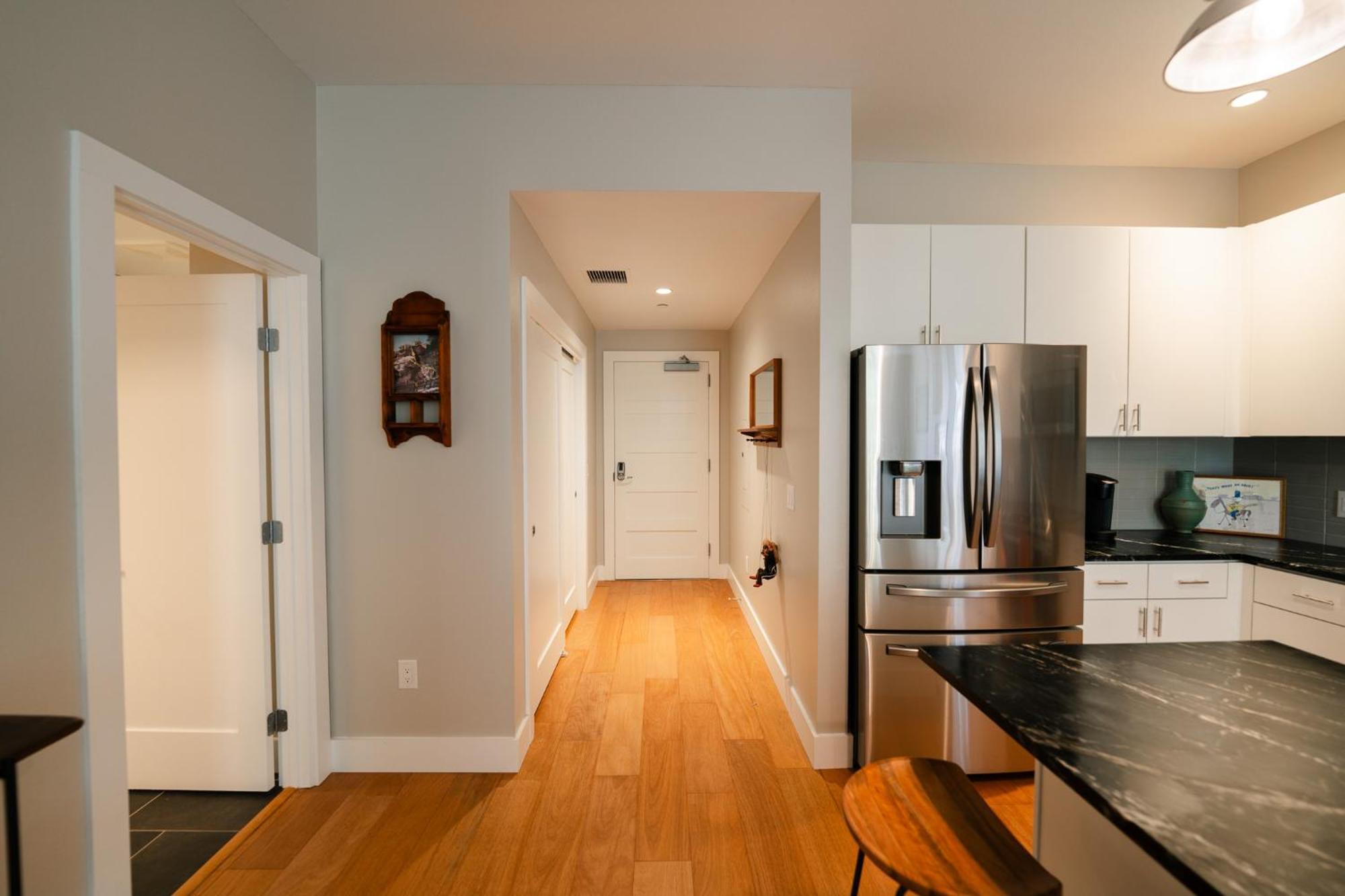 Western 1924 Luxury Lofts Martindale 外观 照片