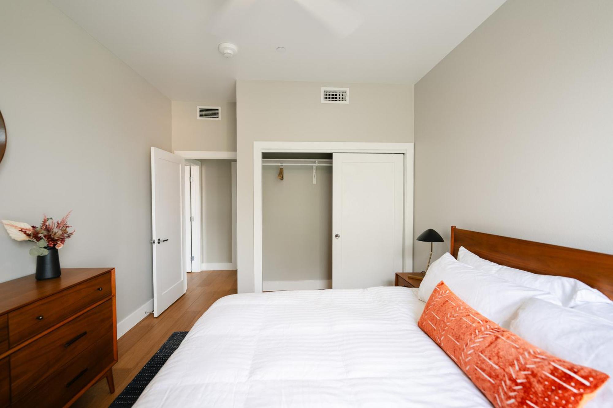 Western 1924 Luxury Lofts Martindale 外观 照片